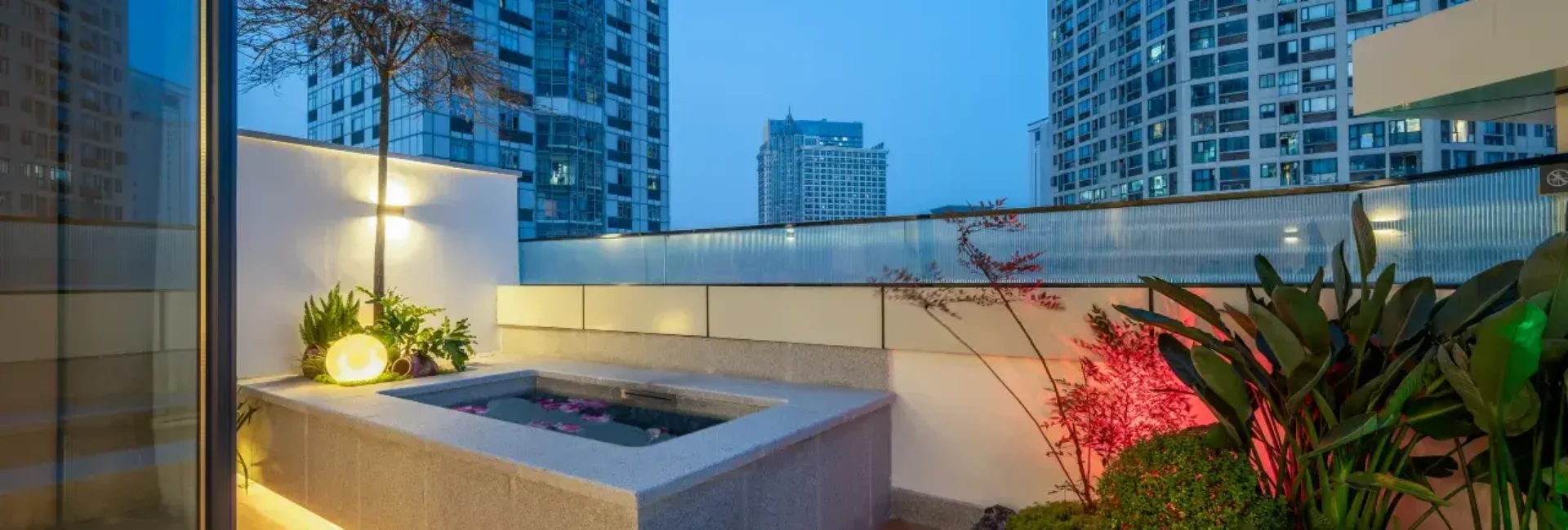 Guestroom – Courtyard-View (Waterbed)